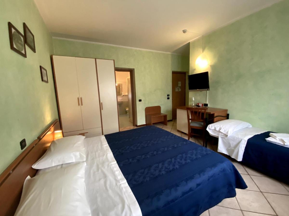 Sole Della Franciacorta - Hotel & Restaurant Capriolo Bagian luar foto