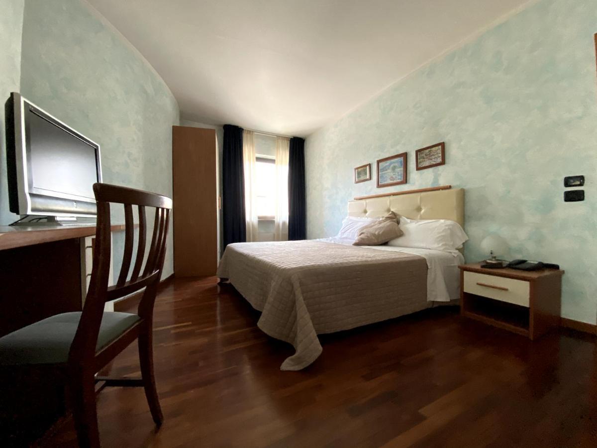 Sole Della Franciacorta - Hotel & Restaurant Capriolo Bagian luar foto