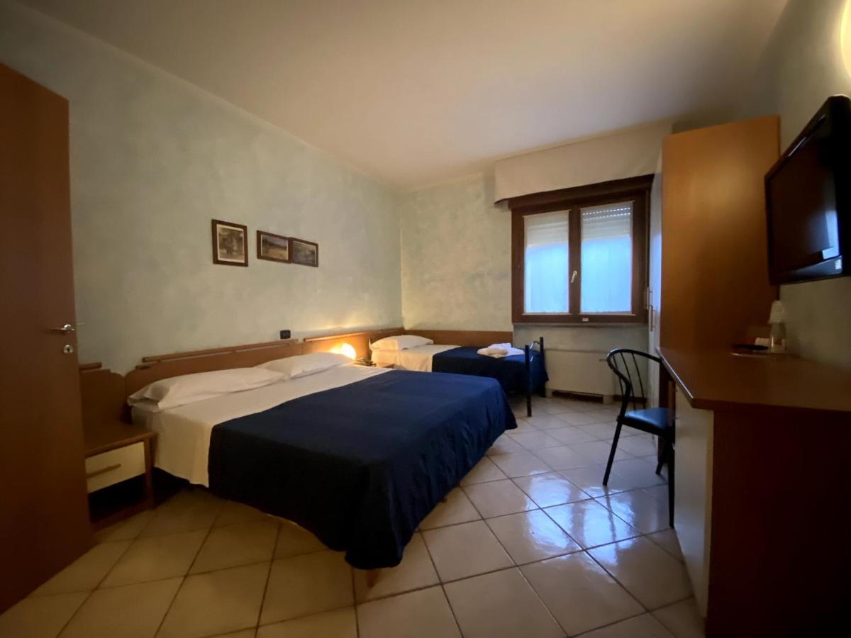Sole Della Franciacorta - Hotel & Restaurant Capriolo Bagian luar foto